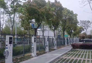 汽車(chē)充電樁電壓是多少